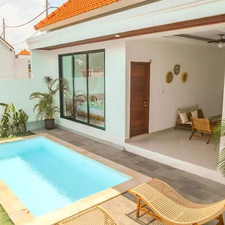 The Sun Villa Canggu, Near Berawa Beach Exterior photo