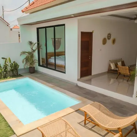 The Sun Villa Canggu, Near Berawa Beach Exterior photo