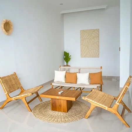 The Sun Villa Canggu, Near Berawa Beach Exterior photo